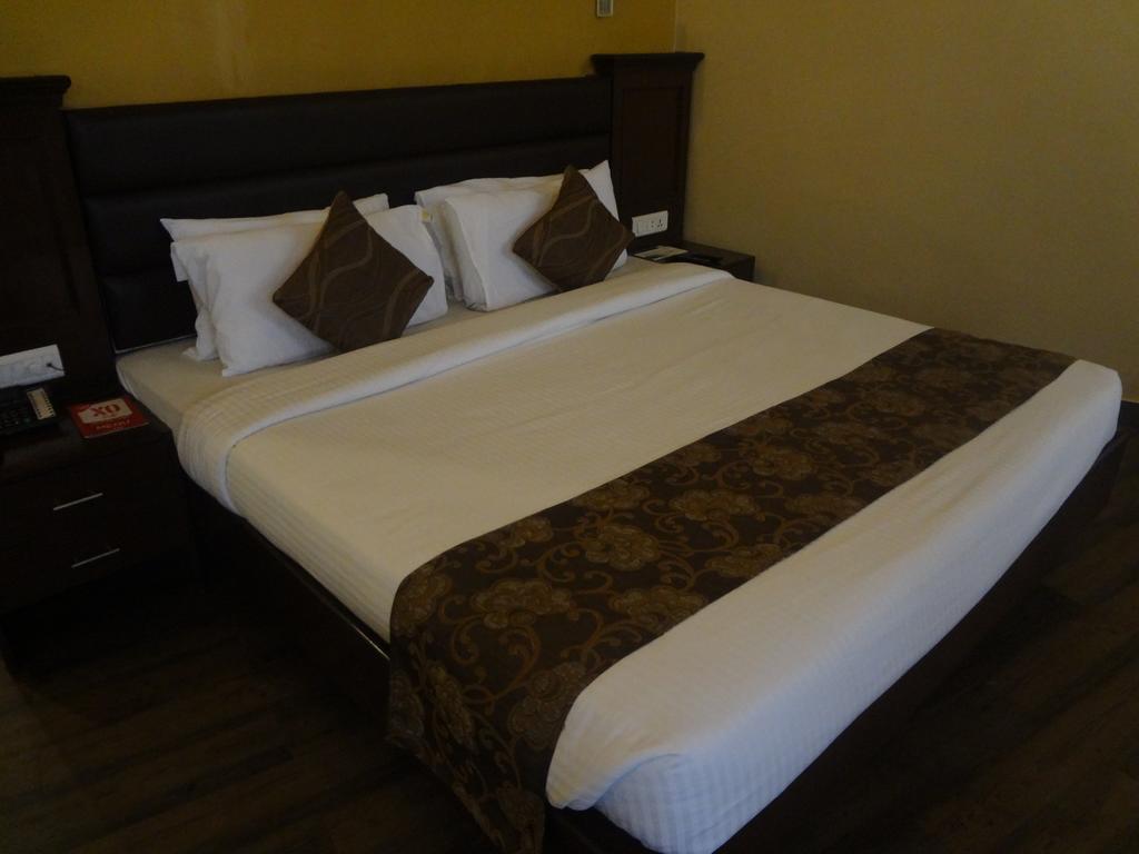 Mango Hotels, Nagpur Exterior foto